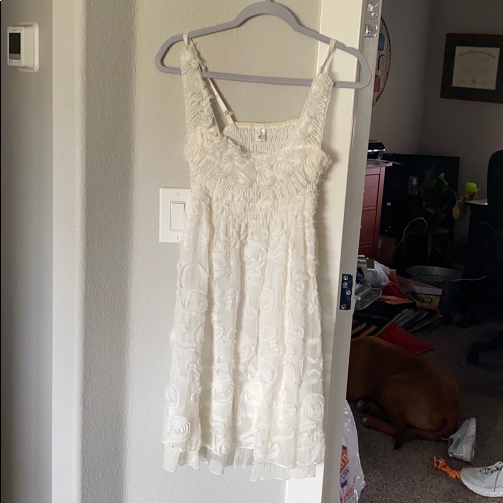 White knee high dress